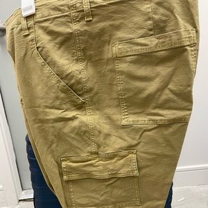 Universal Thread cargo pants size 18/34R